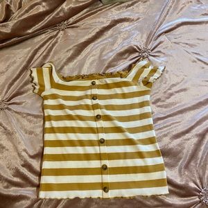 Super cute off the shoulder top!